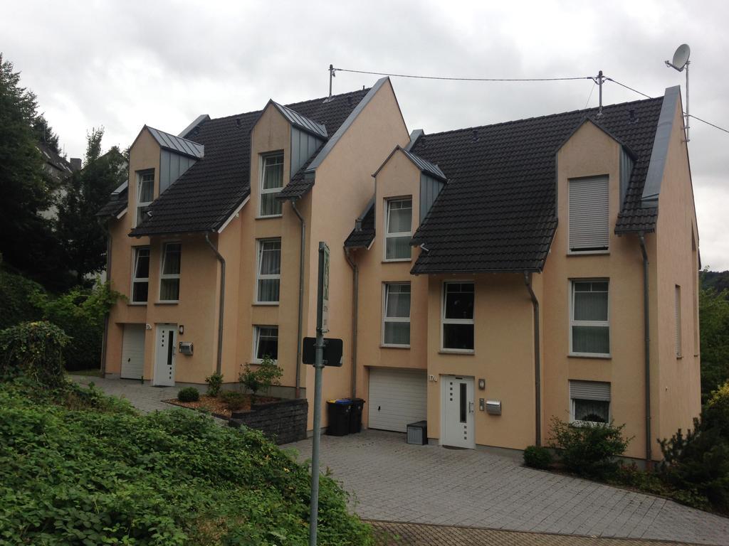 Moselschoen Das Ferienhaus Brodenbach Ruang foto