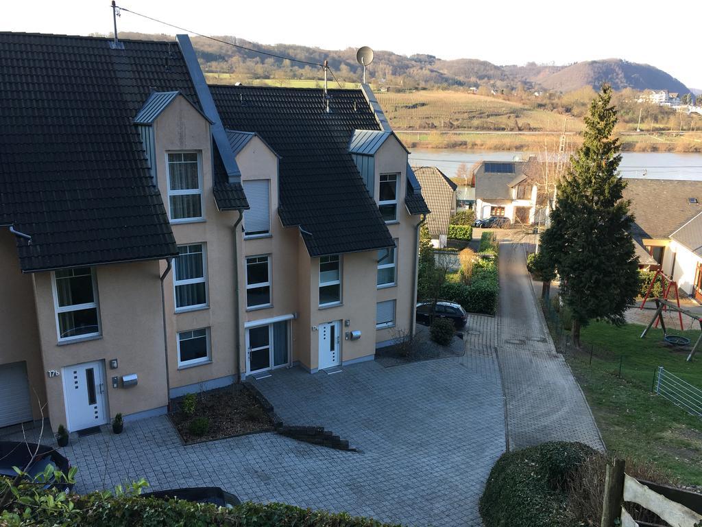 Moselschoen Das Ferienhaus Brodenbach Bagian luar foto